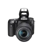 Canon EOS 90D con objetivo Canon EF-S 18-135mm f/3.5-5.6 IS USM