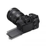 Cámara Sony A7 IV mirrorless full frame con sensor de 33 MP, enfoque automático avanzado y grabación de vídeo 4K para fotografía y producción profesional.