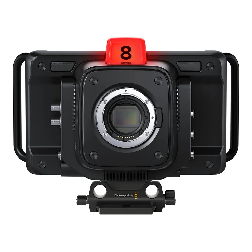 Cámara Blackmagic profesional con montura expuesta