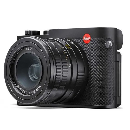 leica q3
