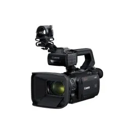 Videocámara profesional Canon con micrófono y visor UV.