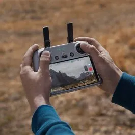 dji rc 2 mando de control con pantalla para drones