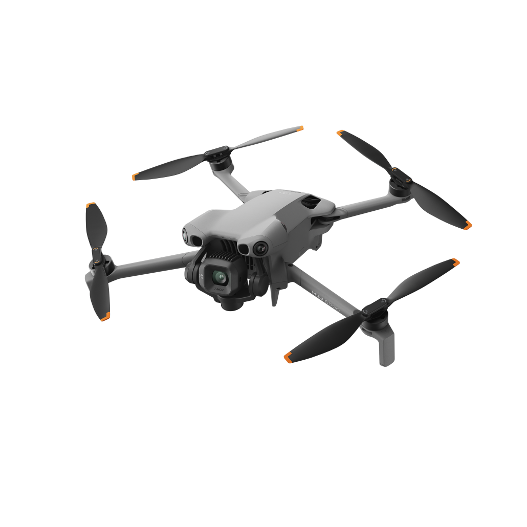 Drone moderno en vuelo con cámara.